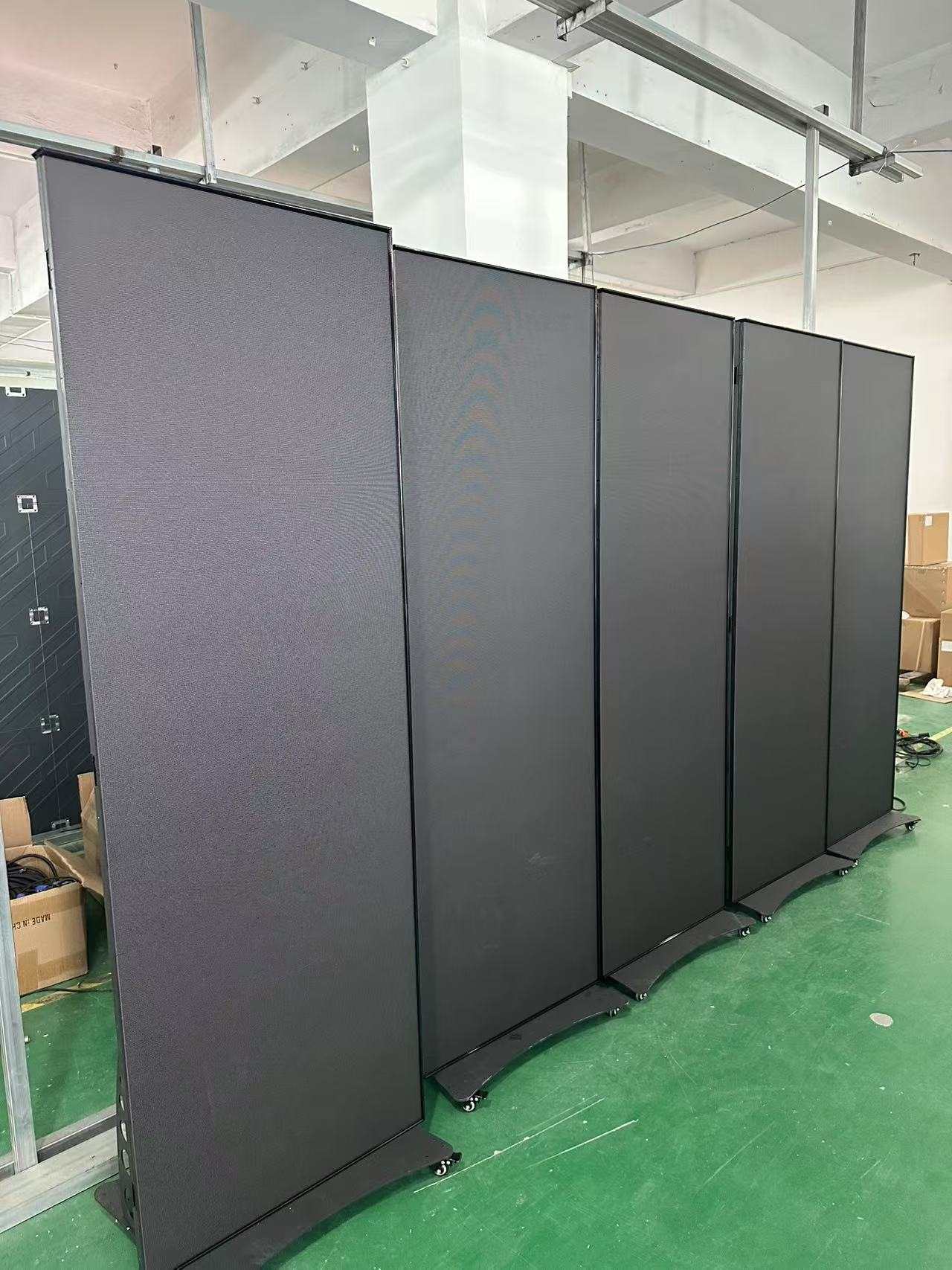 Цифрови табели LED екран на дисплея на закрито плакат P2 P2.5 Видео стена дъска